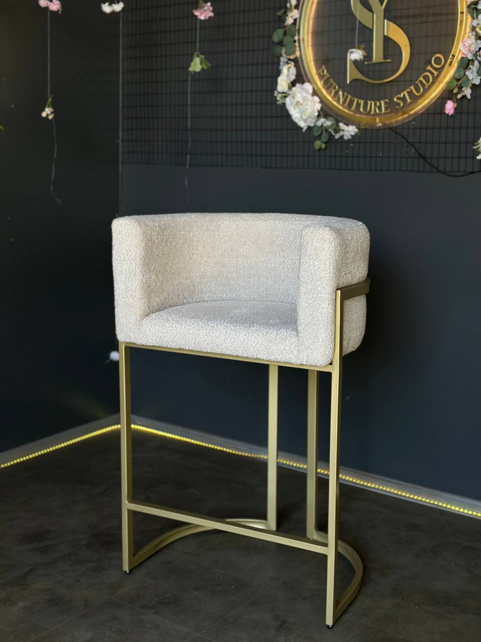 Brow Bar Chair