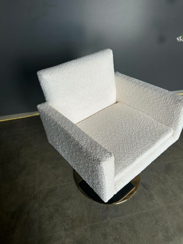 Qvadro Barber Chair - Image 4
