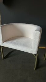 Крісло Loft Oval біле букле на чорному металевому каркасі - Зображення 2