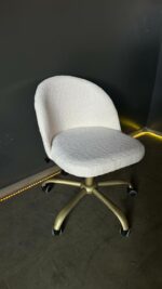 Стілець Soft білий букле, на колесах, золота база - Зображення 4