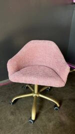 Стілець Classic на колесах, золота база, рожева тканина букле - Зображення 2