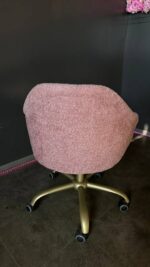 Стілець Classic на колесах, золота база, рожева тканина букле - Зображення 4