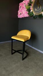 Купити барний стілець Bloom чорний каркас жовтий велюр | Барний стілець для кухні та салону - Зображення 7