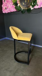 Купити барний стілець Bloom чорний каркас жовтий велюр | Барний стілець для кухні та салону - Зображення 5
