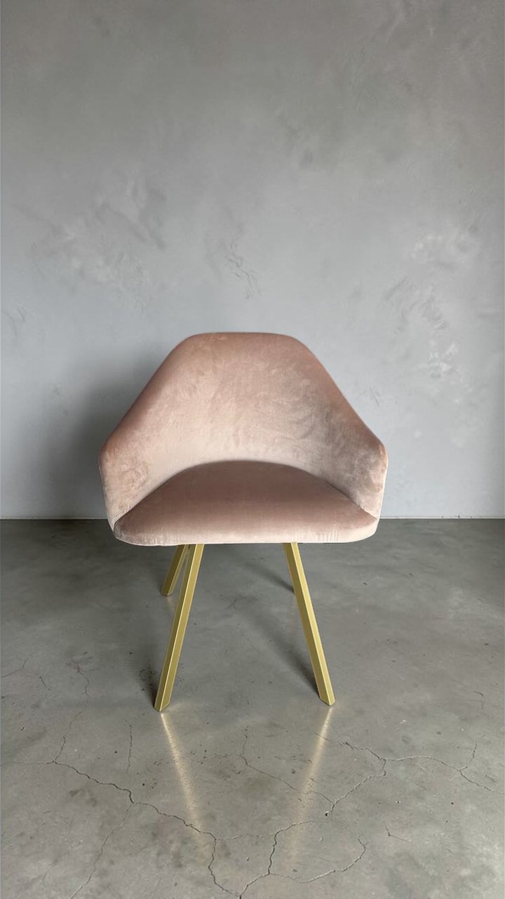 5341783639768896272 — копия Купити стілець Classic велюр бежевий золото | М’який стілець для кухні, салону та дому - Зображення 1