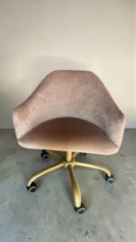 Купити стілець Classic на колесах золото велюр бежевий | Косметичний стілець для салону