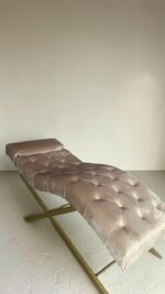 Кушетка лофт з регулюванням каретна прошивка велюр | Кушетка для салону краси