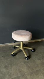 Стілець таблет на колесах золото бежевий велюр | Майстер-стілець для салону - Зображення 5