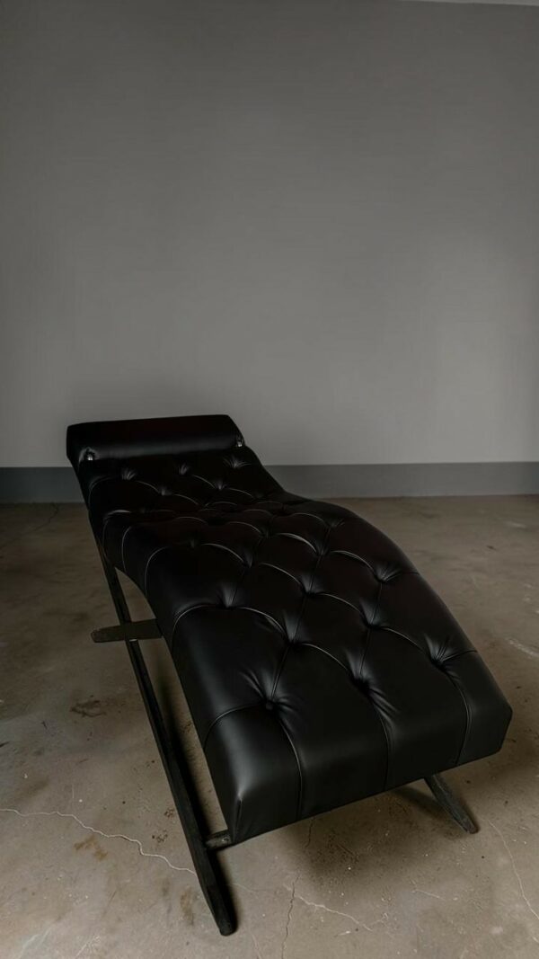 Кушетка лофт каретна чорна екошкіра з регулюванням | Кушетка для салону краси