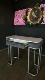 Стіл Art Lux Plus сірий велюр срібні ніжки – туалетний столик з шухлядою - Зображення 6