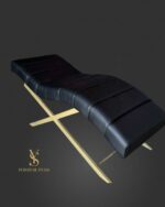 Кушетка для нарощення вій Loft чорна зі шкірозамінника із золотою металевою основою