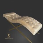 Кушетка Loft для нарощення вій та косметології з каретною прошивкою, бежевий велюр, золота металева основа